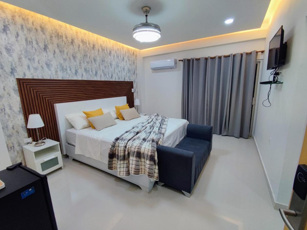 Hotel El Barco Compostela de Azua 外观 照片
